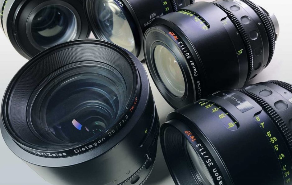 Zeiss Uncoated Master Primes T1.3 to T22 Main.jpg