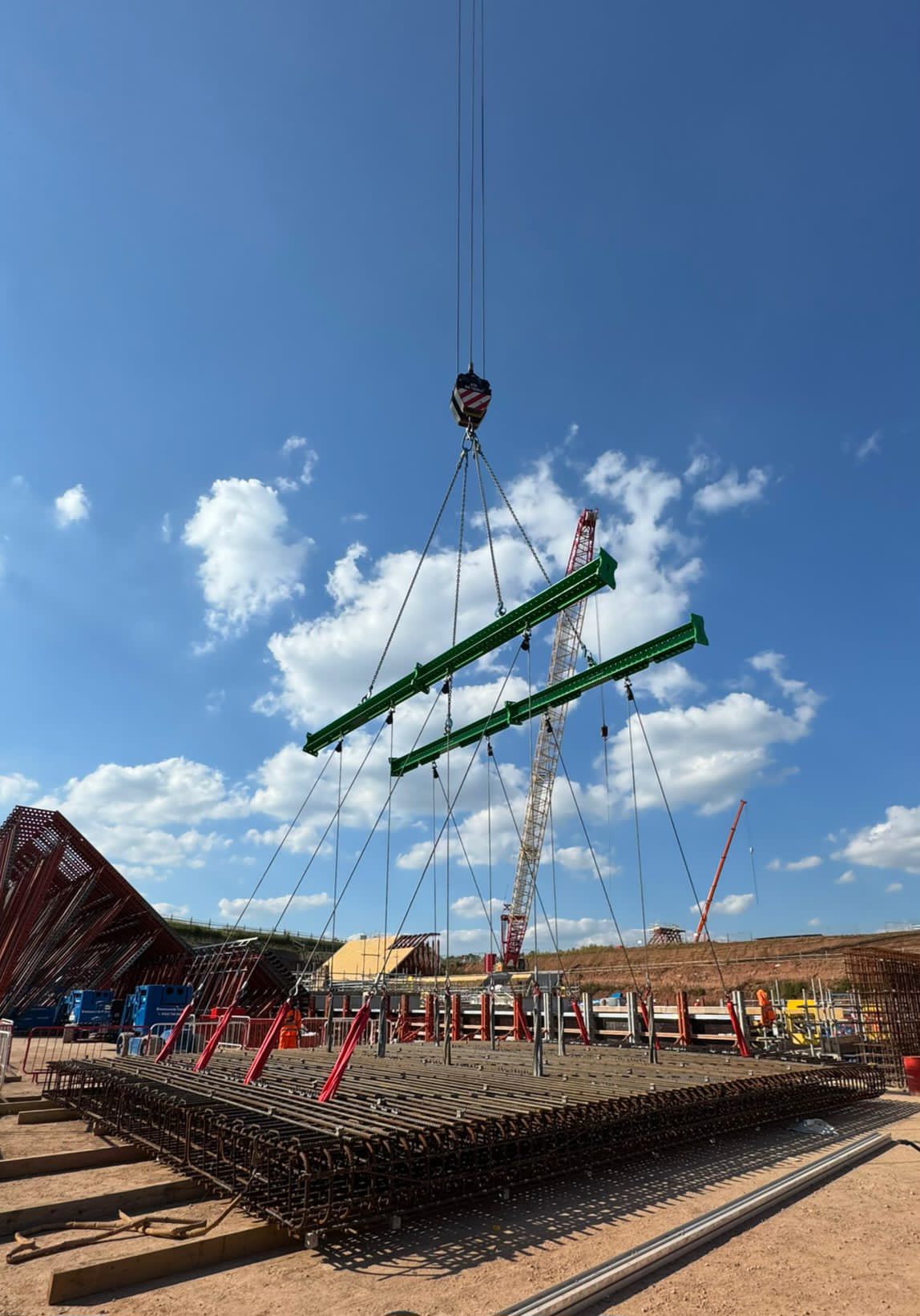 ML180 Lifting Beam.jpg