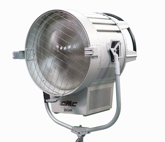 CMC 20/24 Studio Tungsten Spotlight Side.jpg